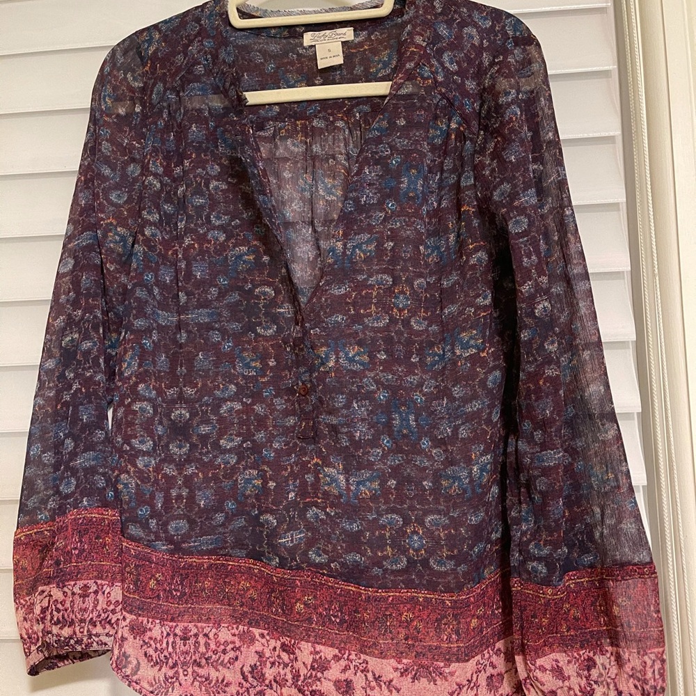 Women’s blouse